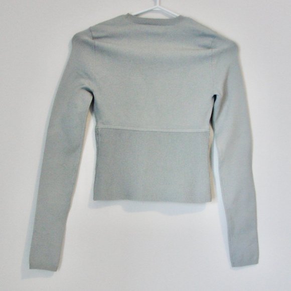 Aritzia Babaton Gray Sculpt Knit Empire Long Sleeve Top Size XS - Picture 10 of 11